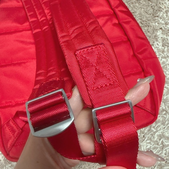 NWT💗🆕Tommy Hilfiger backpack - Picture 3 of 10